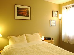 544 E 11th St APT 2A, New York, NY 10009