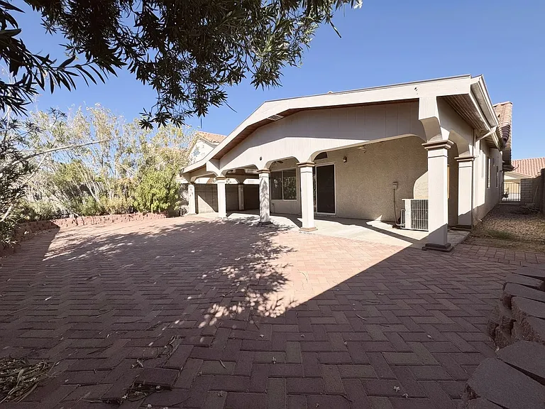 325 Cavalla St — Photo 28