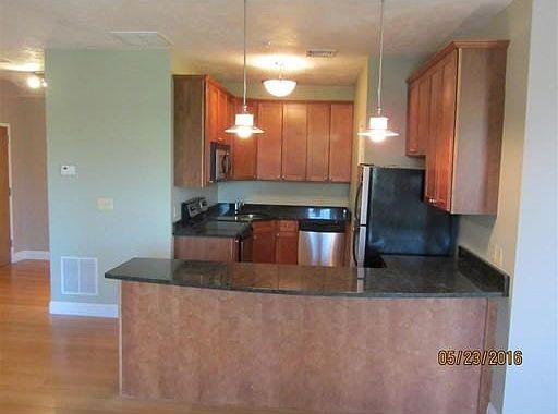 4th image of 35 Wyman St APT 306