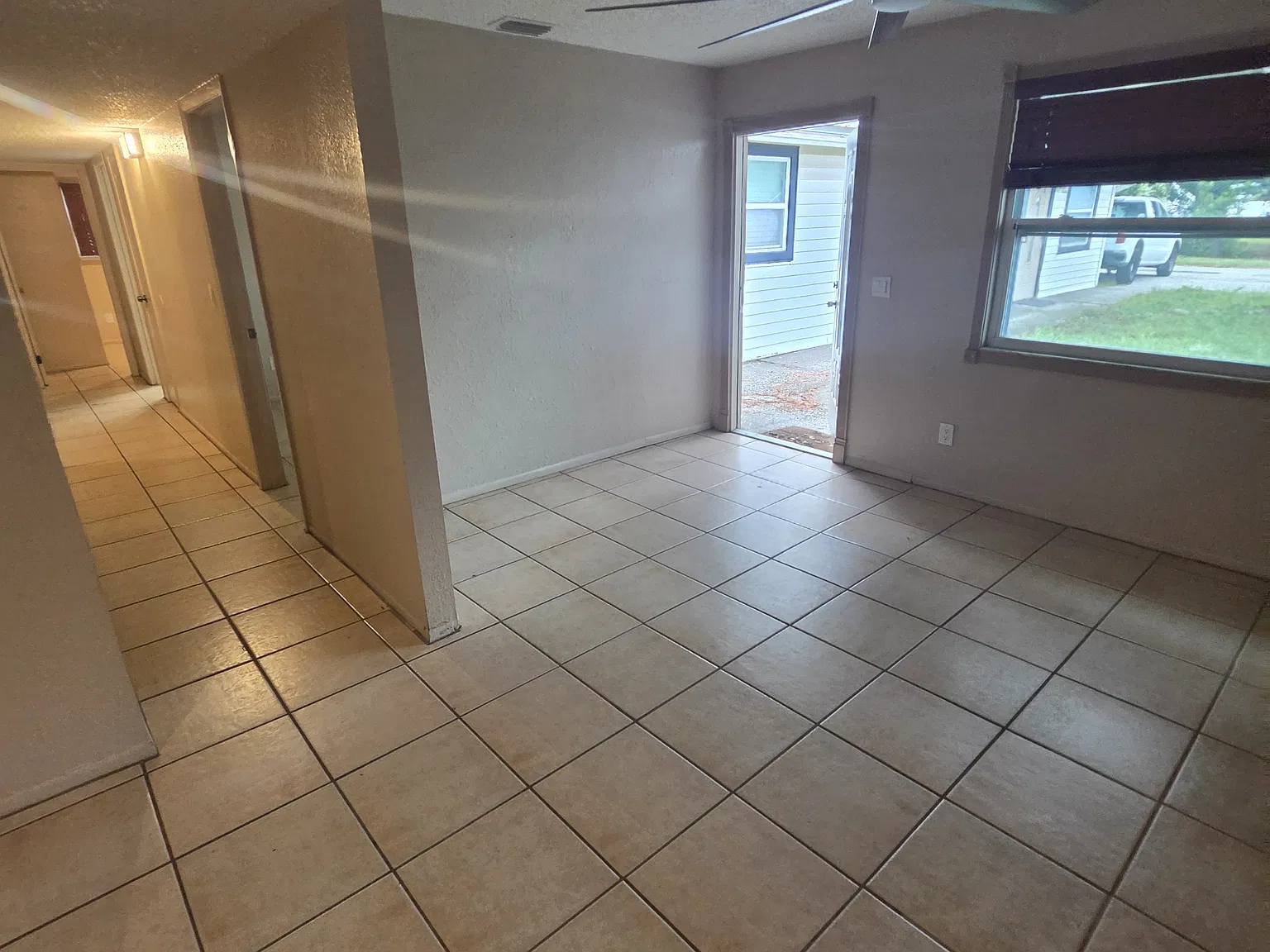 2825 Willow Ave — Photo 1