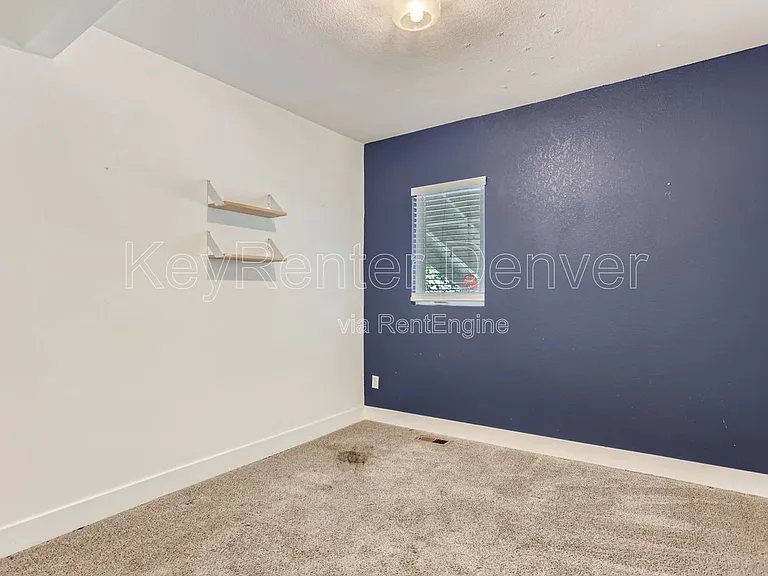 1564 Tamarac St — Photo 11