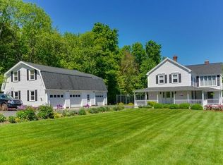 241 Hartford Ave W, Uxbridge, MA 01569