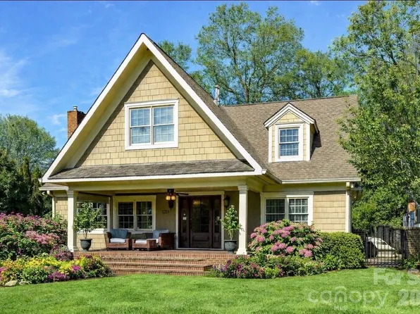 2215 Hassell Pl, Charlotte, NC 28209