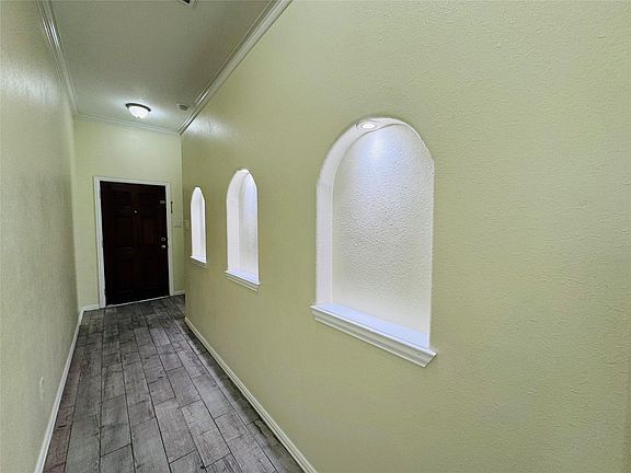 2nd image of 10818 Ocelot Ln