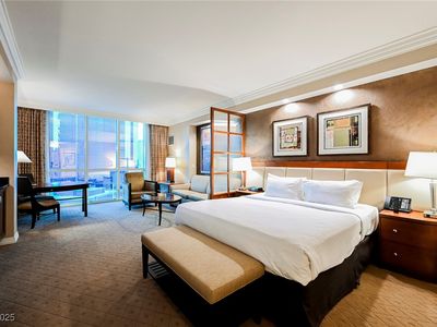 145 E Harmon Ave Unit 311, Las Vegas, NV, 89109