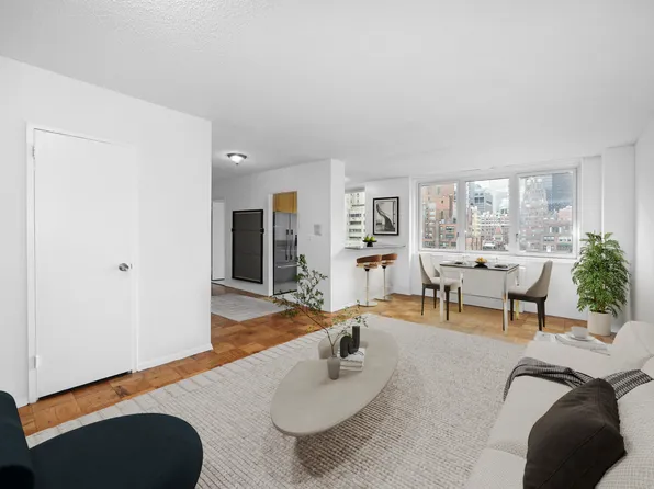 115 East 34th Street image 1 of 15