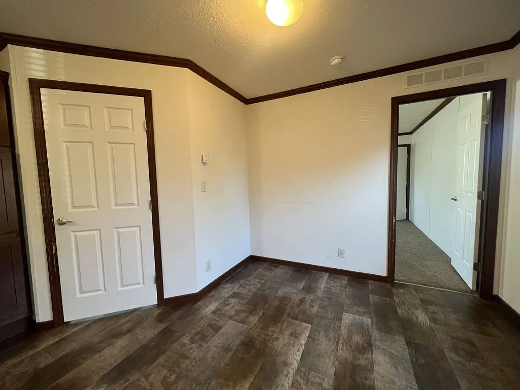 2 bed, 2.0 bath, 1092 sqft, $1,599 — Photo 3