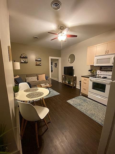 entrance to apartment