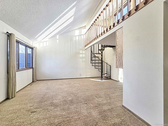 5th image of 2142 E Hancock St