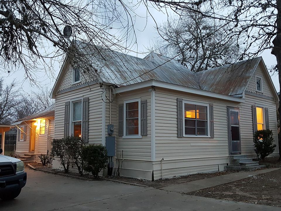 The roof has been replaced since this picture was taken last year...