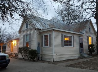 759 N Madison St, La Grange, TX 78945