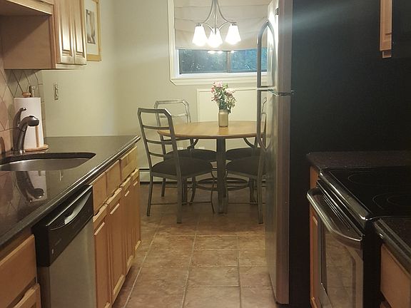 4th image of 601 Kemeys Cove Ave