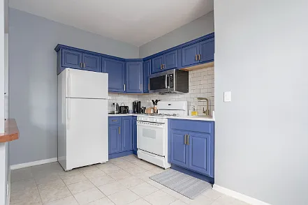 1 bed, 800 sqft, $2,800 — Photo 3