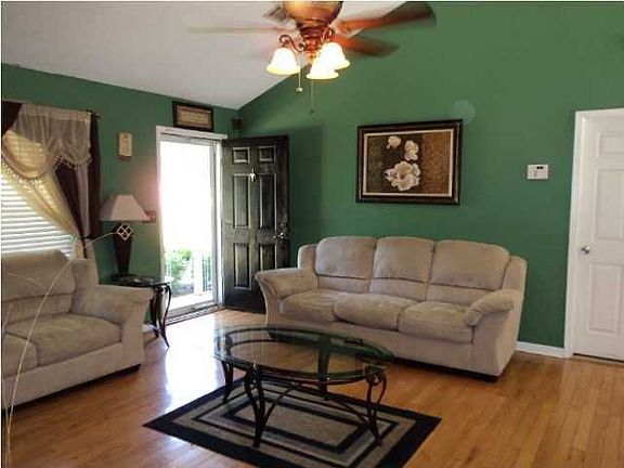 4th image of 205 Willow Oak Dr