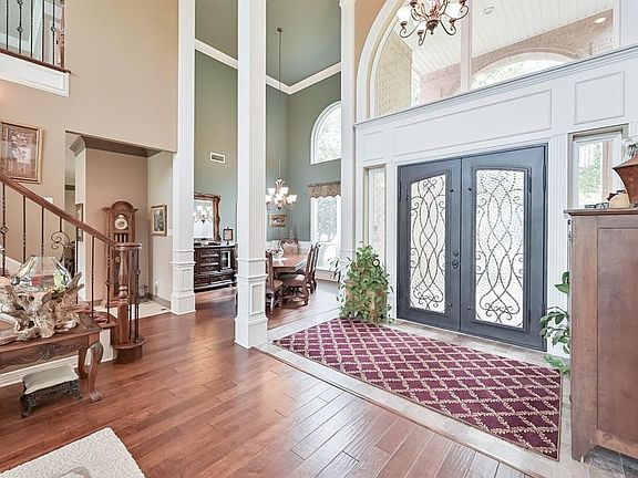 4th image of 1527 Lloyds Hall Ct