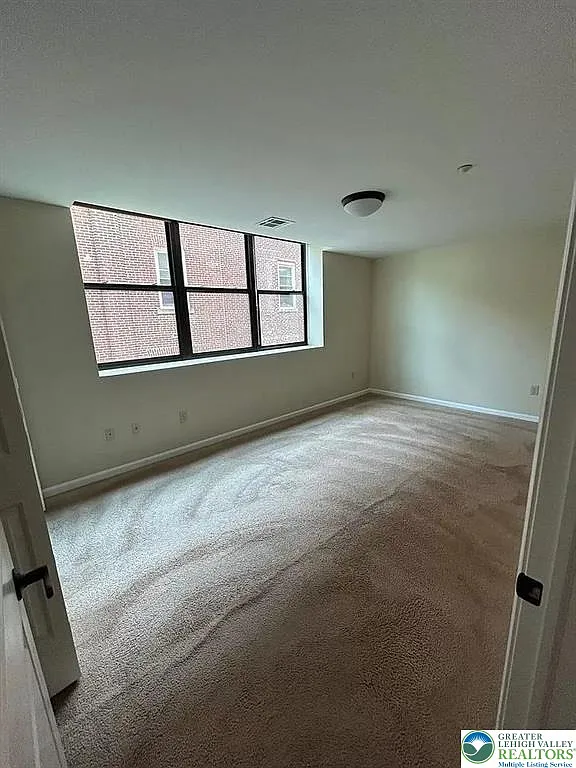 1 bed, 751 sqft, $1,650 — Photo 3
