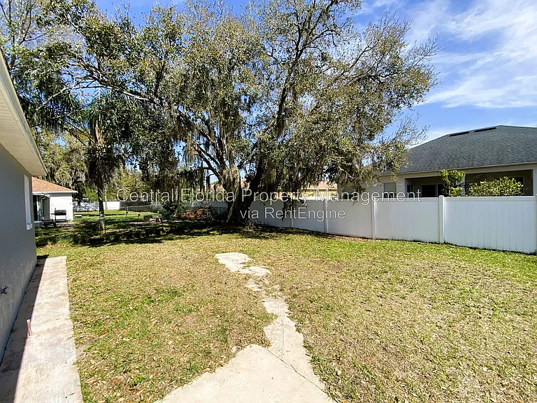 311 Baccarat Ct — Photo 21