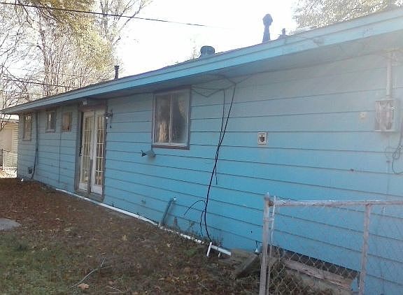 2nd image of 1272 E Wanda Dr