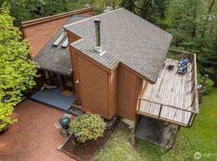 10625 SW 110th St, Vashon, WA 98070
