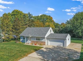 649 Wanda Ave, Neenah, WI 54956