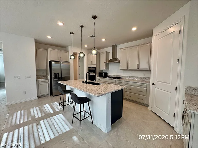 2239 Arrington Ave — Photo 6
