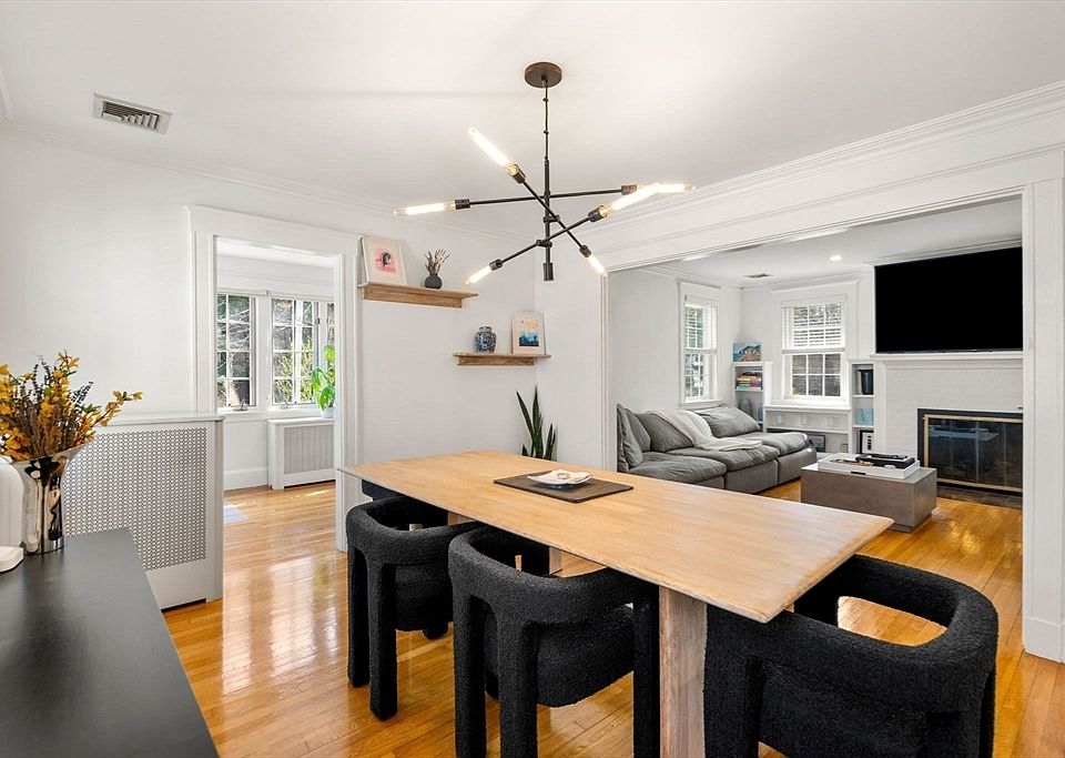 1st image of 99 Atwood Ave #99