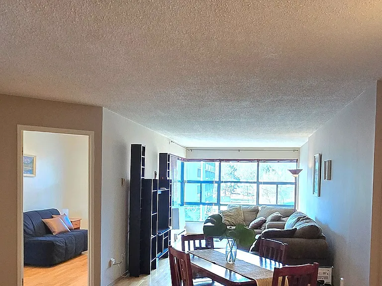 175 Hunter St E #404 — Photo 4