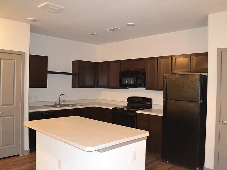 Majestic Ranch Apartment Homes — Photo 2