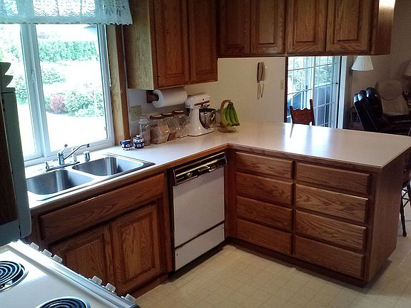 4th image of 2302 W 41st Ave