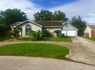 3914 Dolphin Ln, La Porte, TX 77571