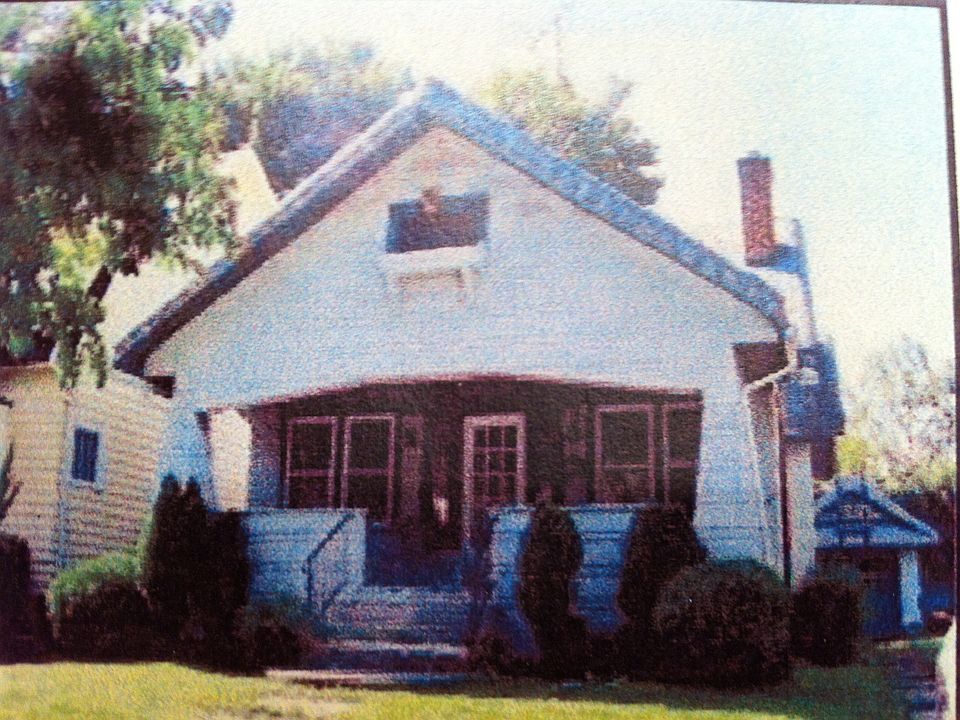 2nd image of 1909 Perth St