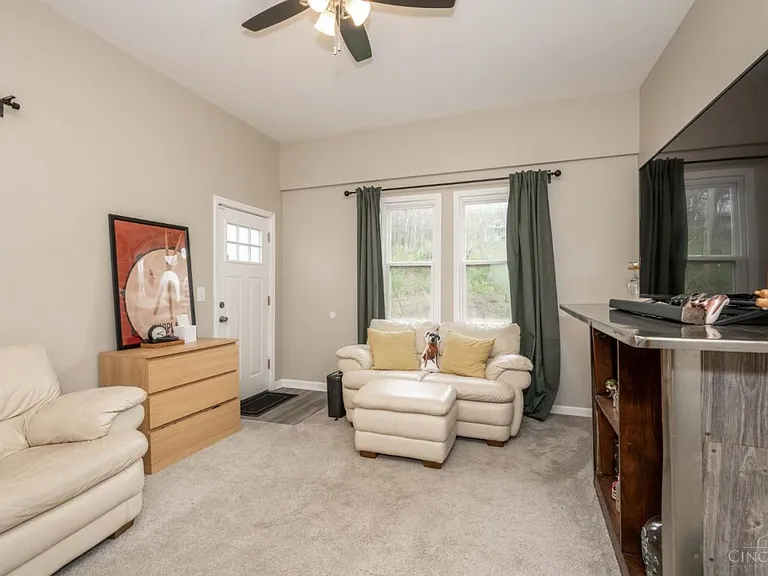 4399 Virginia Ave — Photo 11
