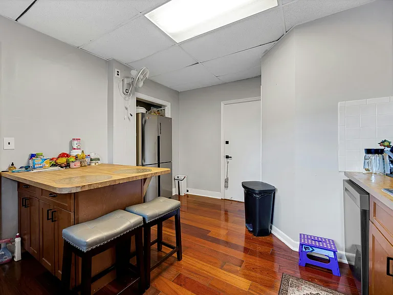 460 Orchard St #1 — Photo 10
