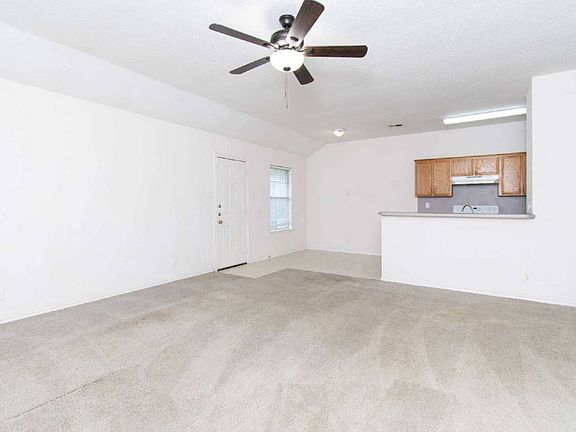 2nd image of 3402 Toledo Dr APT A