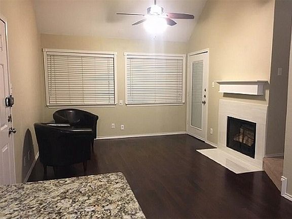 5th image of 3109 Sondra Dr APT 204