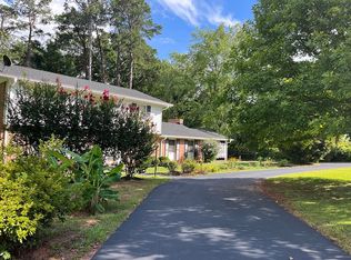 1003 Chinquapin Rd, Greenwood, SC 29646