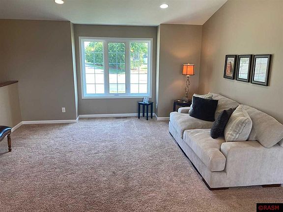 5th image of 1001 Augusta Dr