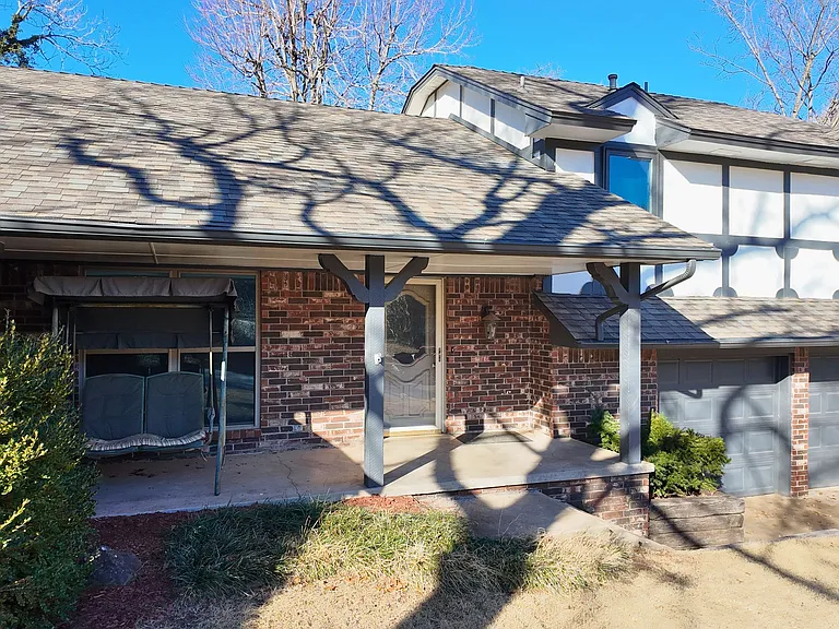 225 N Tunbridge Rd — Photo 61