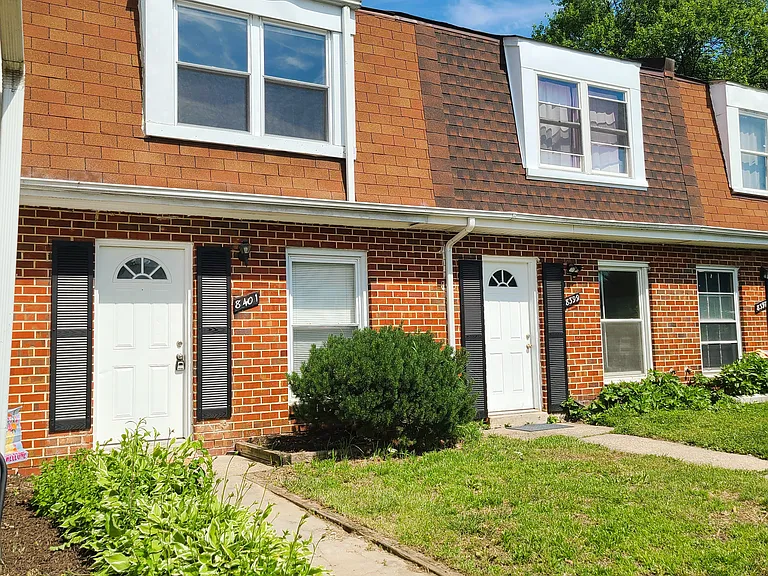 8401 Pioneer Dr — Photo 1