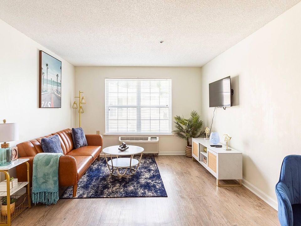 1st image of 15 N Main St #2B-2Ba-832Sqft