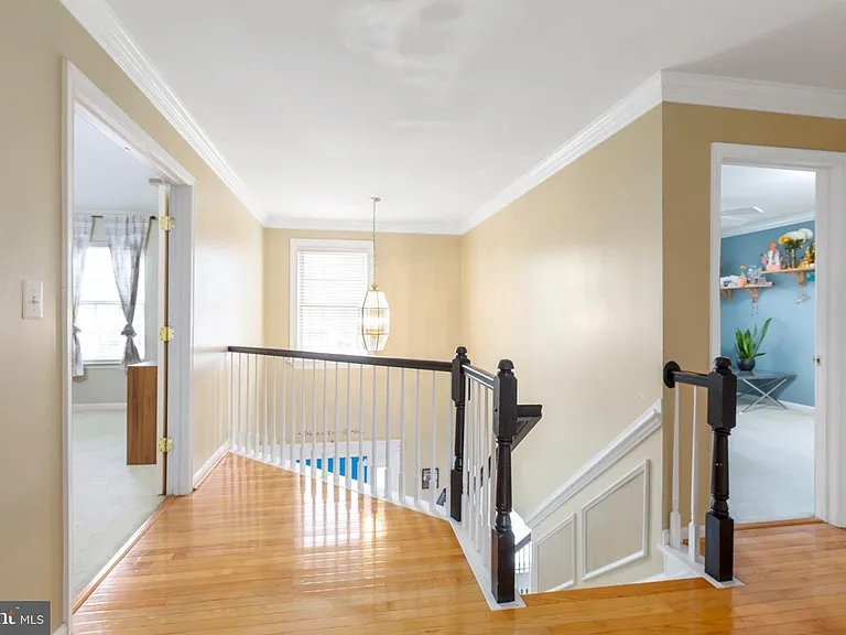 10103 Cotter Ct — Photo 15
