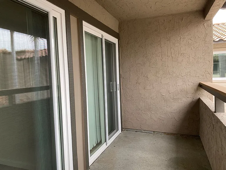 Cabana Apartments — Photo 12