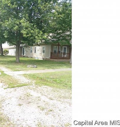 3rd image of 121 S Emmett St