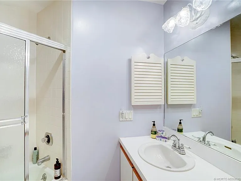 233 NE Edgewater Dr #204 — Photo 53