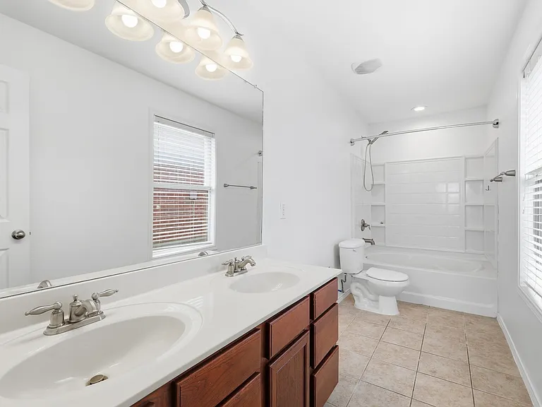 2064 Bliss Rd — Photo 15