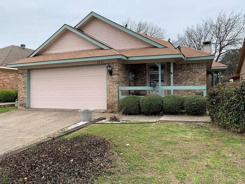 1st image of 2435 Beverly Hills Ln