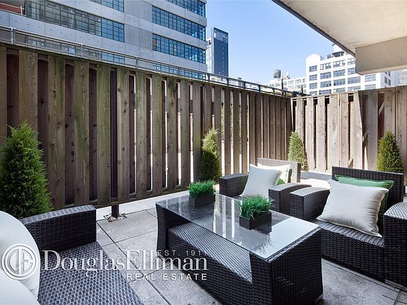5th image of 231 10th Ave APT 2A