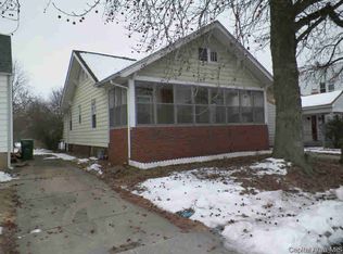 1912 N 8th St, Springfield, IL 62702