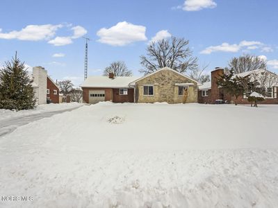 2649 Luverne Ave, Oregon, OH, 43616