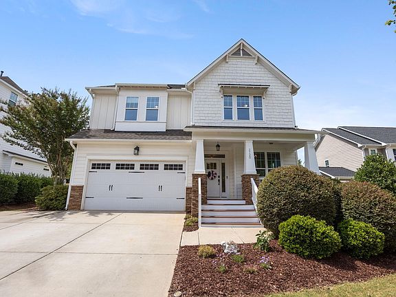 3rd image of 2720 Cutleaf Dr
